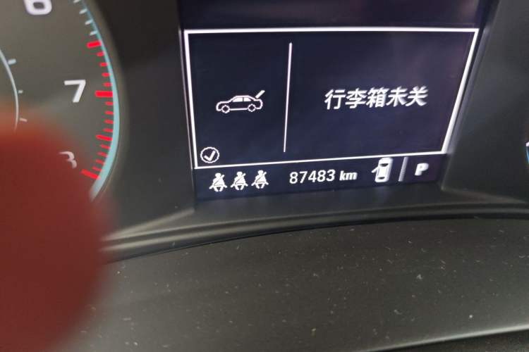 Used Chevrolet Malibu XL 2021 535T Automatic Sport Edition Odometer Close Up
