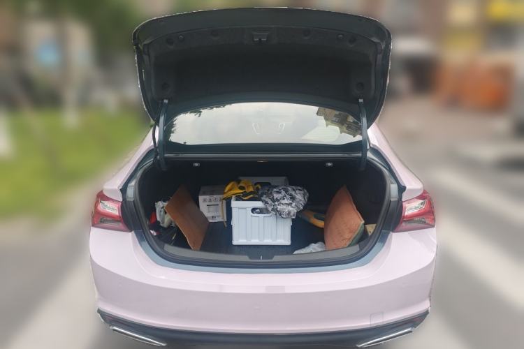 Used Chevrolet Malibu XL 2021 535T Automatic Sport Edition Trunk