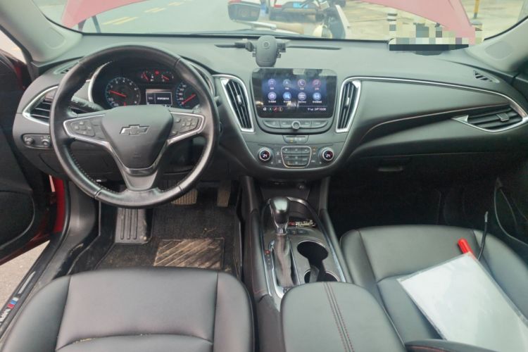 Used Chevrolet Malibu XL 2021 Redline 550T Automatic Sharp Edition Center Console