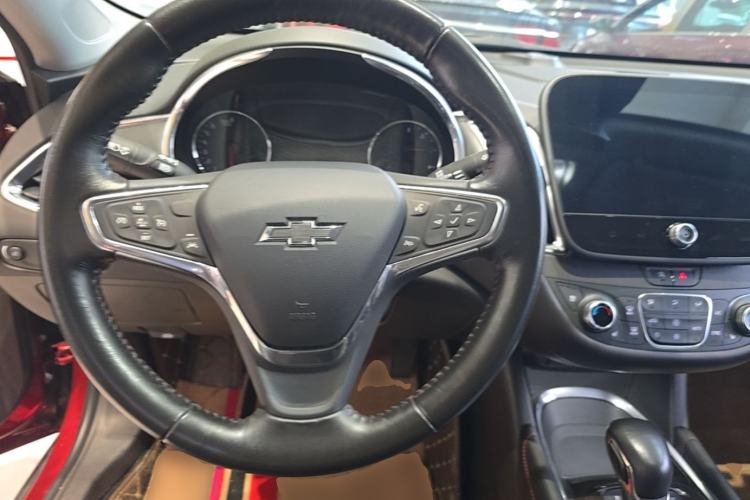 Used Chevrolet Malibu XL 2021 Redline 550T Automatic Smart Edition Steering Wheel