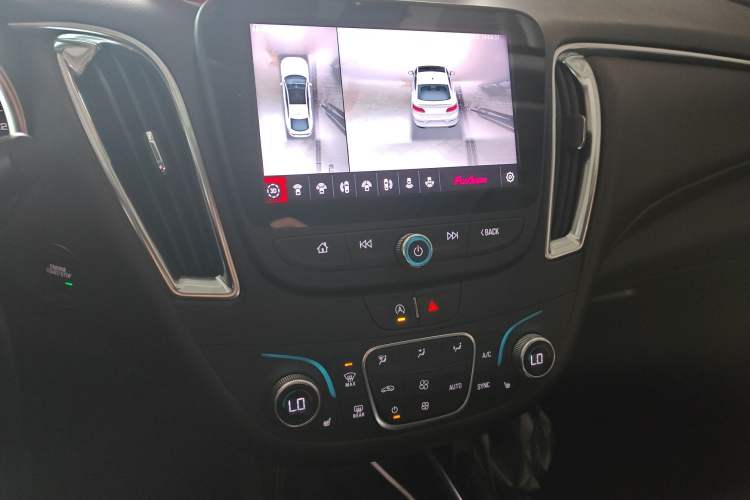 Used Chevrolet Malibu XL 2021 Redline 550T Automatic Sharp Edition Audio And AC Panel
