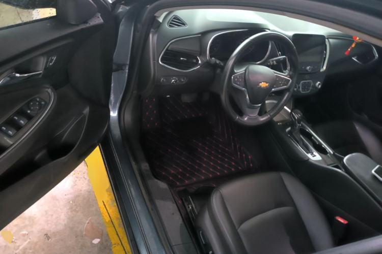 Used Chevrolet Malibu XL 2021 535T Automatic Sport Edition Driver Seat