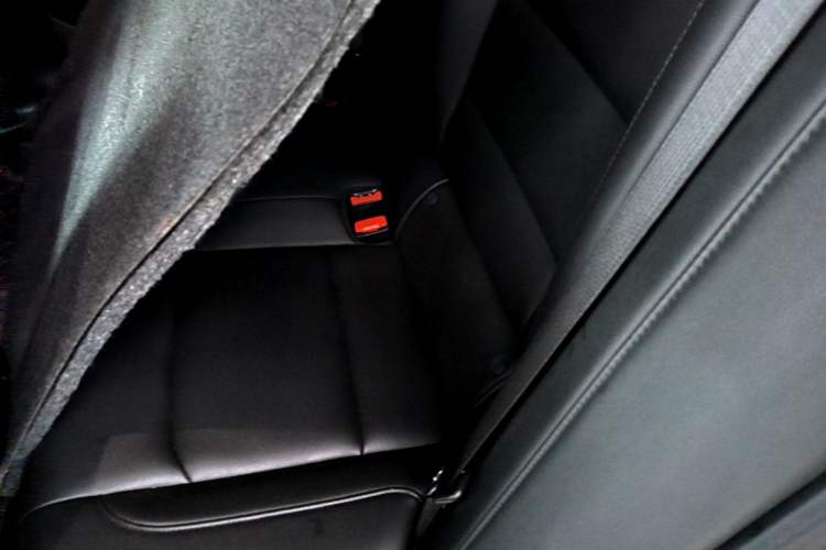 Used Chevrolet Malibu XL 2021 535T Automatic Sport Edition Left Rear Seat