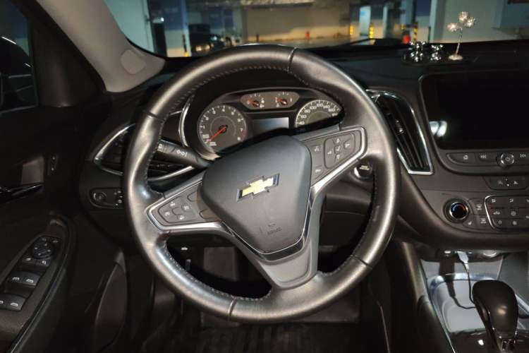 Used Chevrolet Malibu XL 2021 535T Automatic Sport Edition Steering Wheel