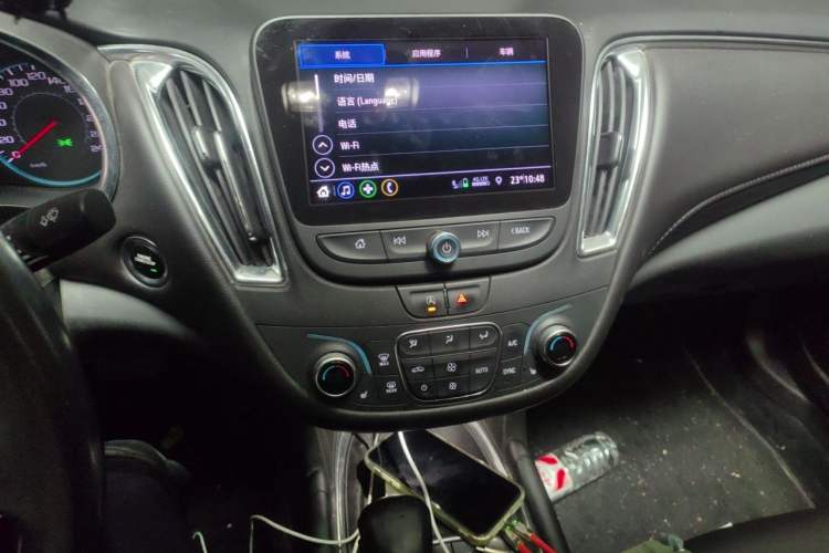 Used Chevrolet Malibu XL 2021 535T Automatic Sport Edition Audio And AC Panel