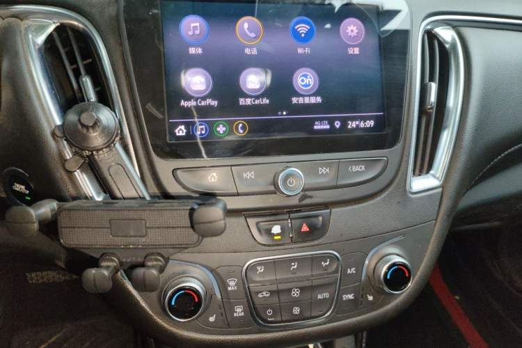Used Chevrolet Malibu XL 2021 535T Automatic Sport Edition Audio And AC Panel