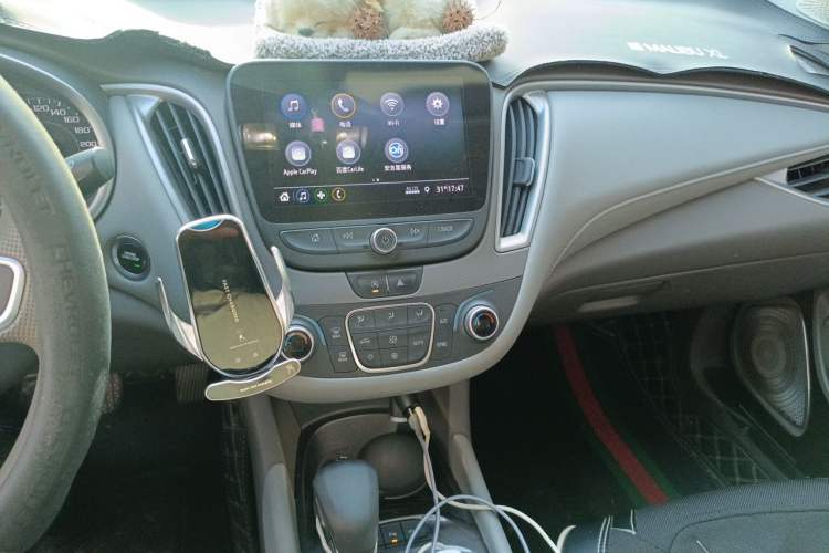 Used Chevrolet Malibu XL 2021 535T Automatic Sharp Edition Audio And AC Panel