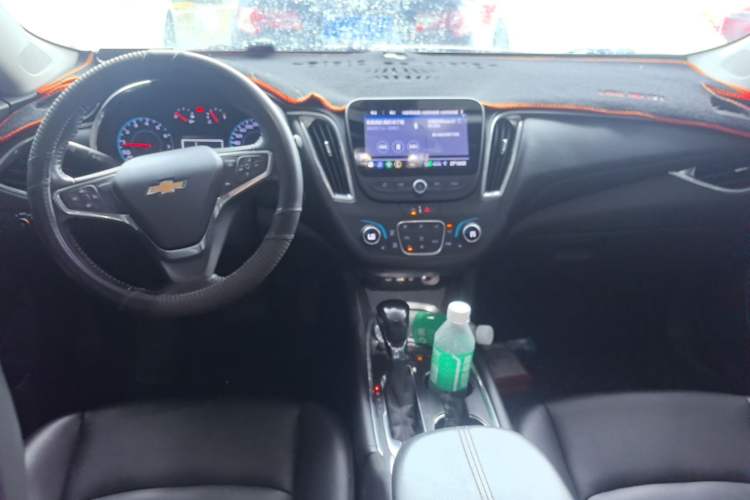 Used Chevrolet Malibu XL 2021 535T Automatic Sport Edition Center Console