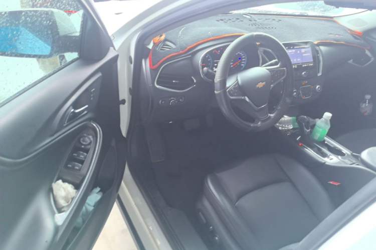 Used Chevrolet Malibu XL 2021 535T Automatic Sport Edition Driver Seat