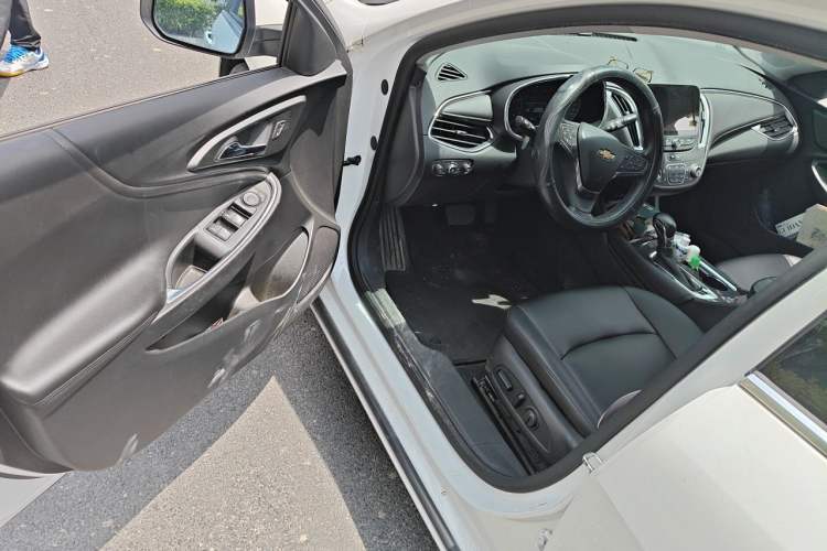 Used Chevrolet Malibu XL 2021 535T Automatic Sport Edition Driver Seat