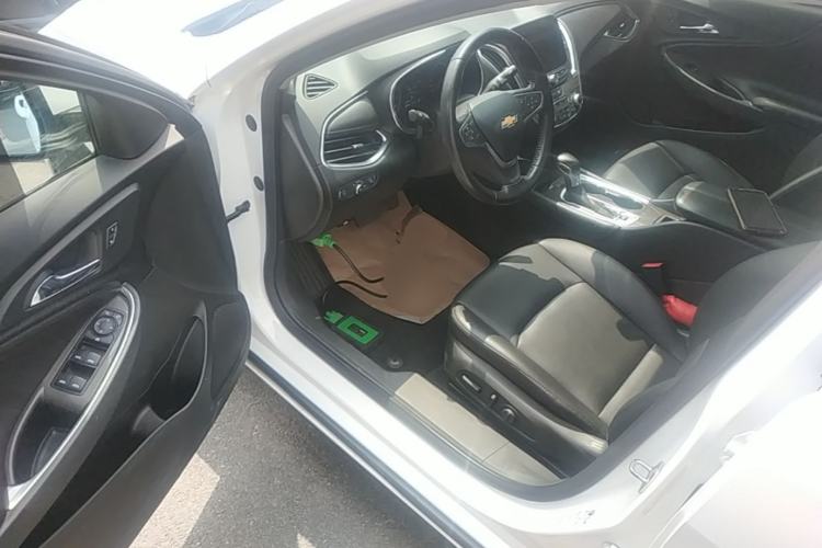 Used Chevrolet Malibu XL 2021 535T Automatic Sport Edition Driver Seat
