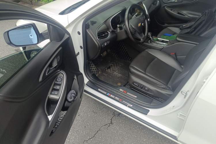 Used Chevrolet Malibu XL 2021 535T Automatic Sport Edition Driver Seat