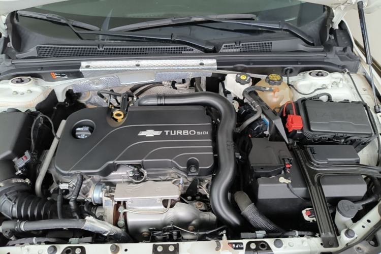 Used Chevrolet Malibu XL 2021 535T Automatic Sport Edition Engine Bay
