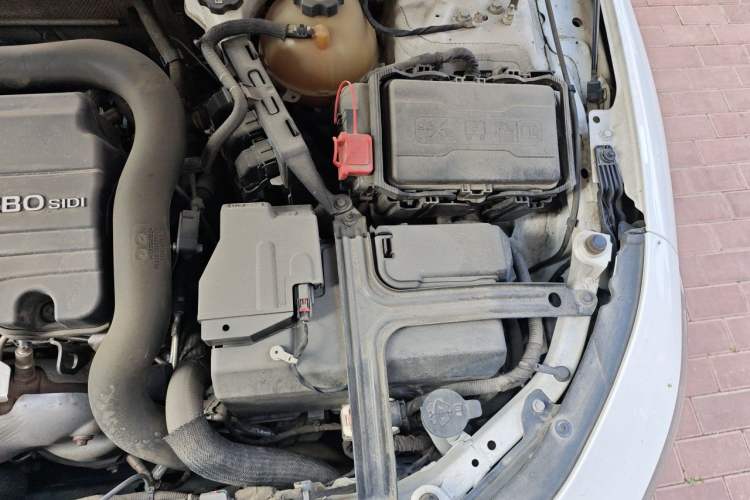 Used Chevrolet Malibu XL 2021 535T Automatic Sport Edition Engine Bay Left