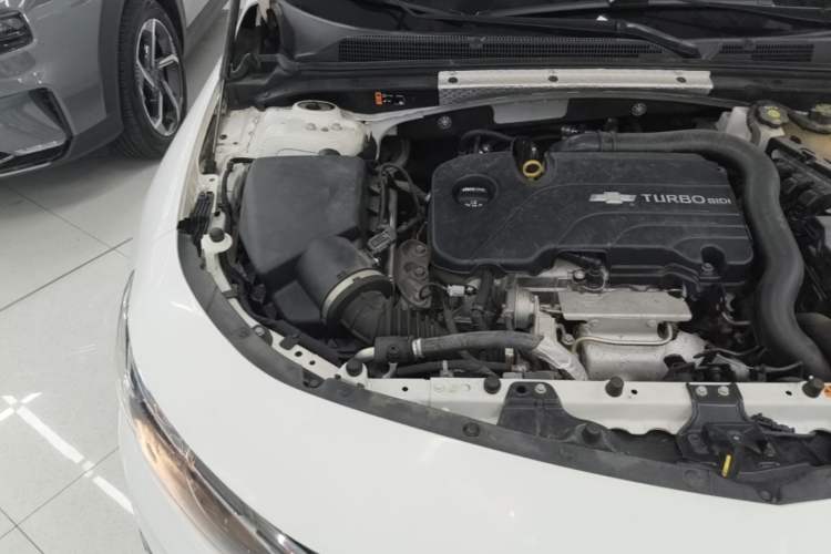 Used Chevrolet Malibu XL 2021 535T Automatic Sport Edition Engine Bay Right