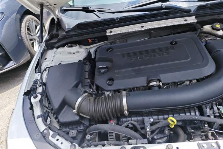 Used Chevrolet Malibu XL 2021 Redline 550T Automatic Sharp Edition Engine Bay Right