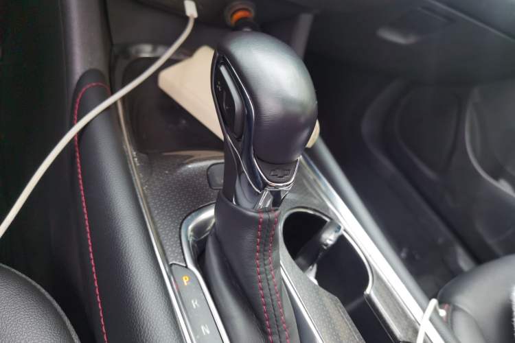 Used Chevrolet Malibu XL 2021 Redline 550T Automatic RuiLian Edition Gear Lever