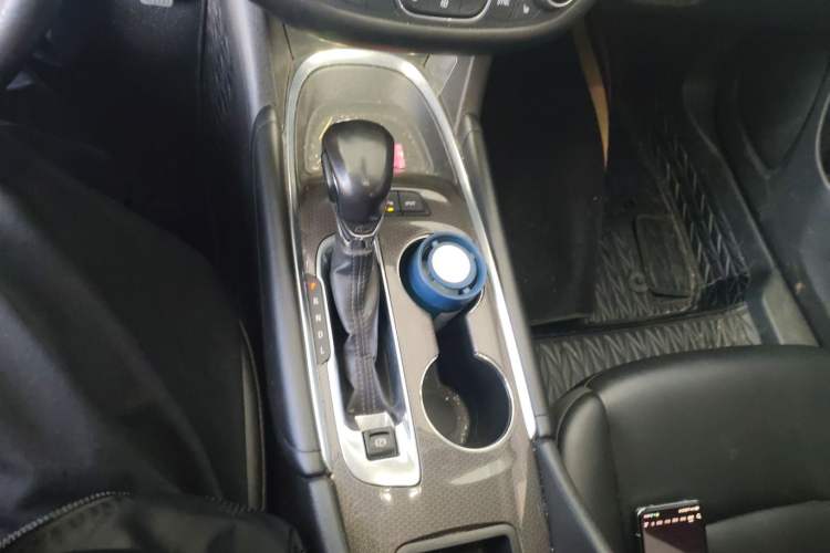 Used Chevrolet Malibu XL 2021 535T Automatic Sport Edition Gear Lever
