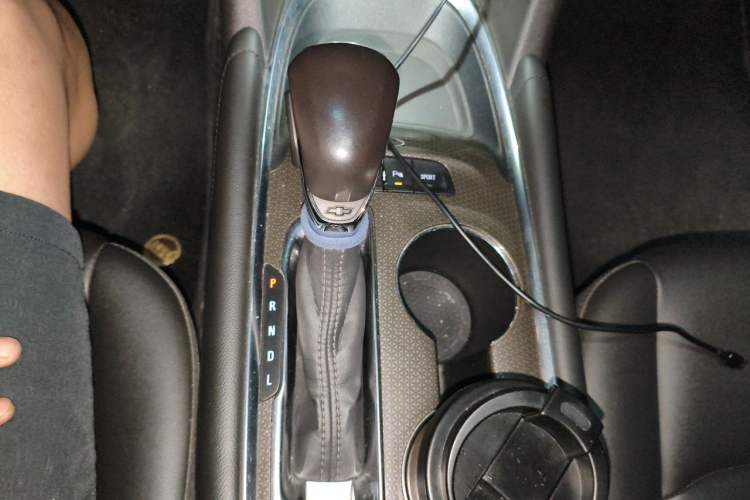 Used Chevrolet Malibu XL 2021 535T Automatic Sport Edition Gear Lever