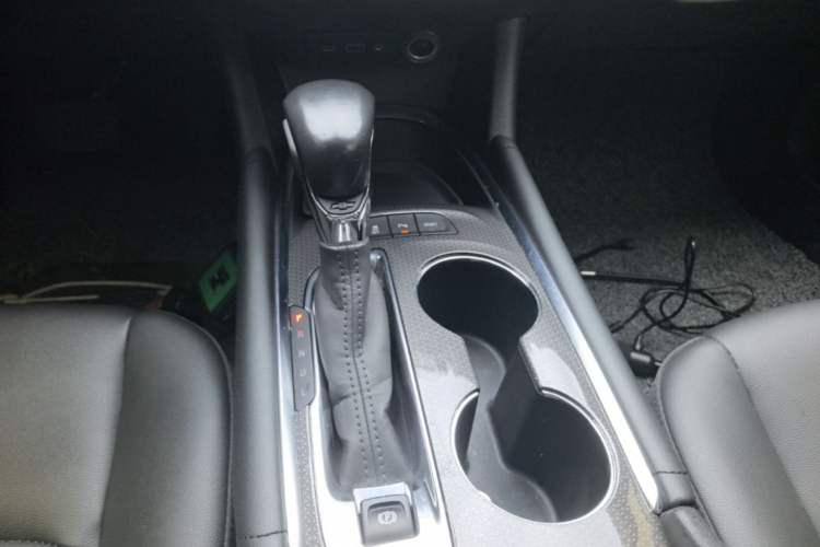 Used Chevrolet Malibu XL 2021 535T Automatic Sport Edition Gear Lever