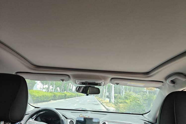 Used Chevrolet Malibu XL 2021 535T Automatic Sport Edition Headliner
