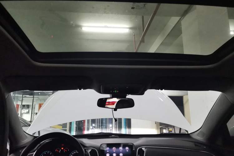Used Chevrolet Malibu XL 2021 535T Automatic Sport Edition Headliner