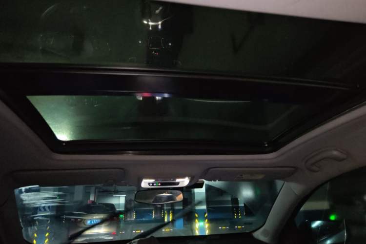 Used Chevrolet Malibu XL 2021 Redline 550T Automatic Sharp Edition Headliner