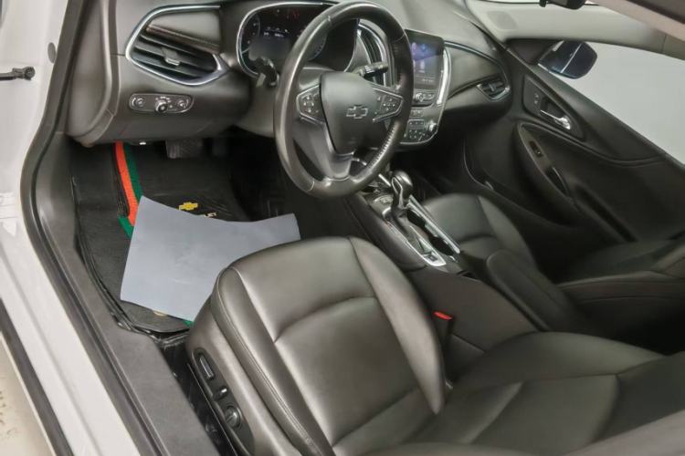Used Chevrolet Malibu XL 2021 535T Automatic Sport Edition Interior 2