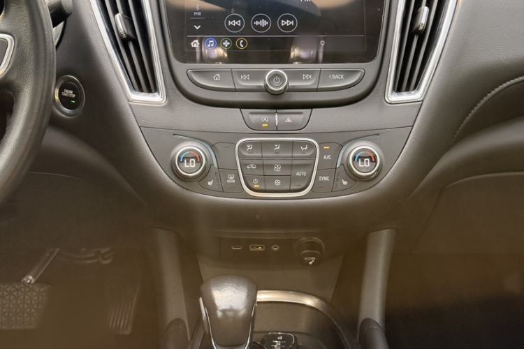 Used Chevrolet Malibu XL 2021 535T Automatic Sport Edition Interior 6