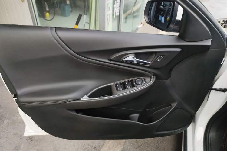 Used Chevrolet Malibu XL 2021 535T Automatic Sport Edition Interior 7