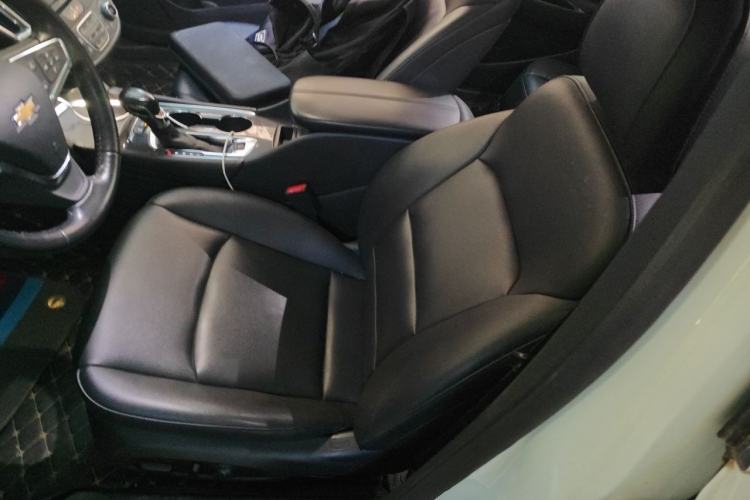 Used Chevrolet Malibu XL 2021 535T Automatic Sport Edition Left Front Seat