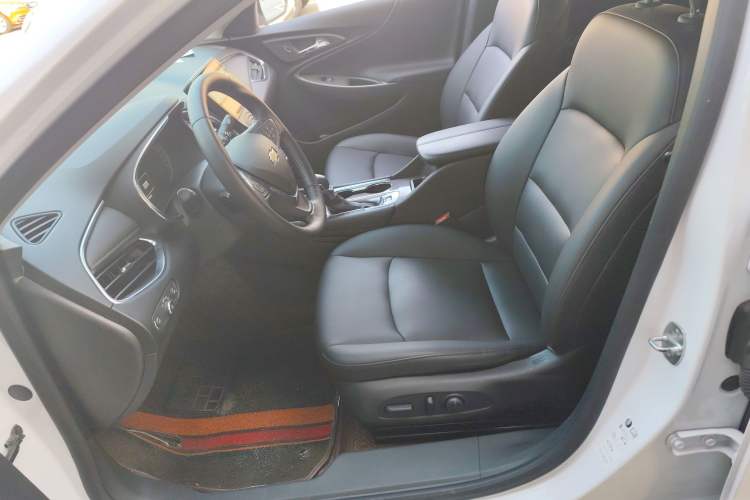 Used Chevrolet Malibu XL 2021 535T Automatic Sport Edition Left Front Seat