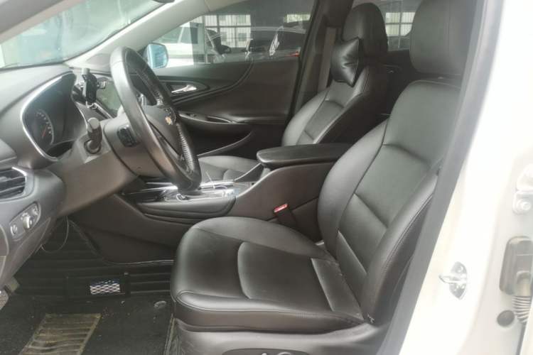 Used Chevrolet Malibu XL 2021 535T Automatic Sport Edition Left Front Seat