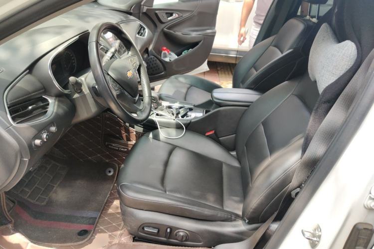 Used Chevrolet Malibu XL 2021 535T Automatic Sport Edition Left Front Seat
