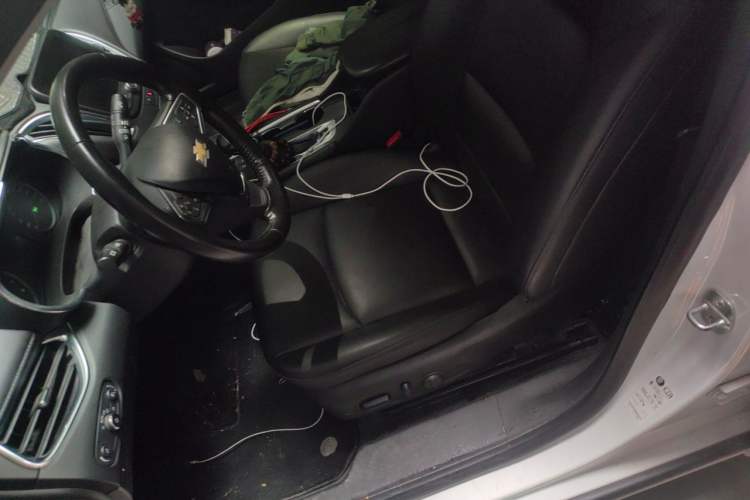 Used Chevrolet Malibu XL 2021 535T Automatic Sport Edition Left Front Seat