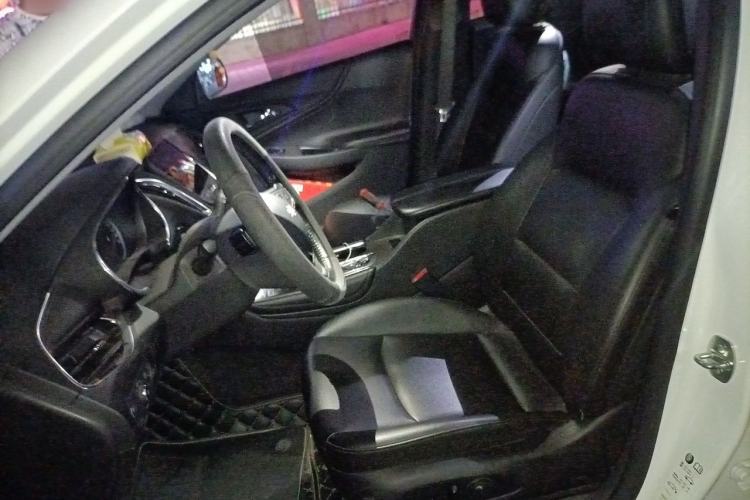 Used Chevrolet Malibu XL 2021 535T Automatic Sport Edition Left Front Seat