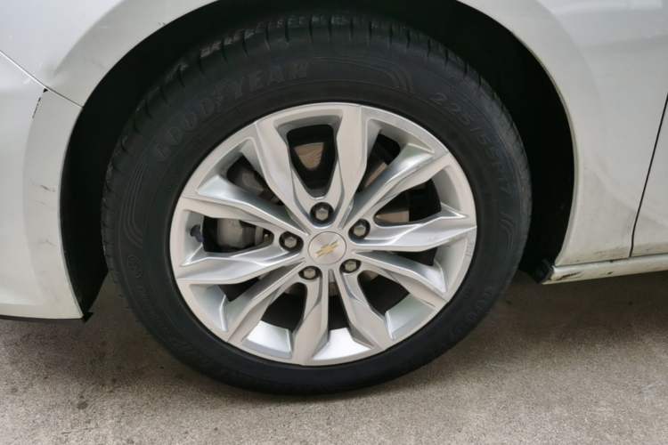Used Chevrolet Malibu XL 2021 535T Automatic Sport Edition Left Front Wheel Hub