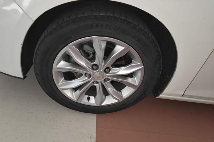 Used Chevrolet Malibu XL 2021 535T Automatic Sport Edition Left Front Wheel Hub