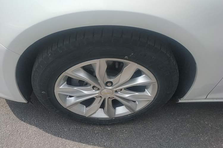 Used Chevrolet Malibu XL 2021 535T Automatic Sport Edition Left Front Wheel Hub