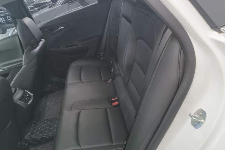 Used Chevrolet Malibu XL 2021 535T Automatic Sport Edition Left Rear Seat