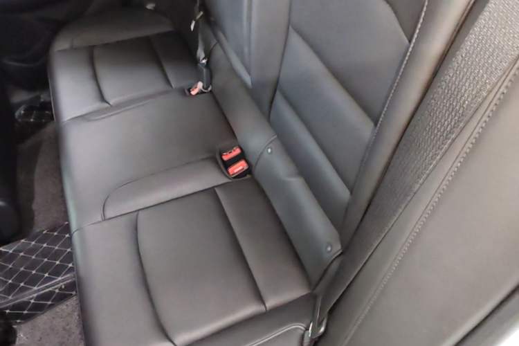 Used Chevrolet Malibu XL 2021 535T Automatic Sport Edition Left Rear Seat