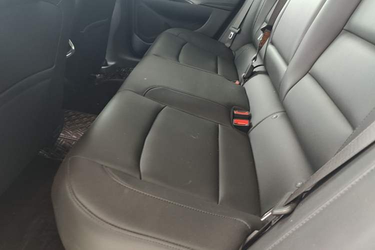 Used Chevrolet Malibu XL 2021 535T Automatic Sport Edition Left Rear Seat