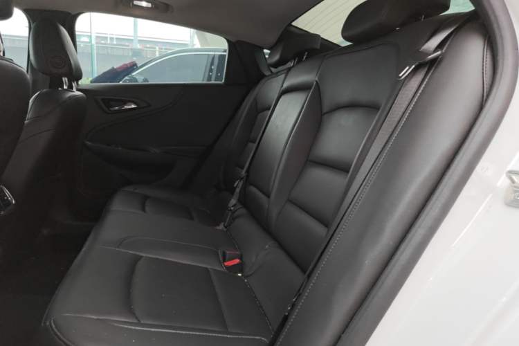 Used Chevrolet Malibu XL 2021 535T Automatic Sport Edition Left Rear Seat