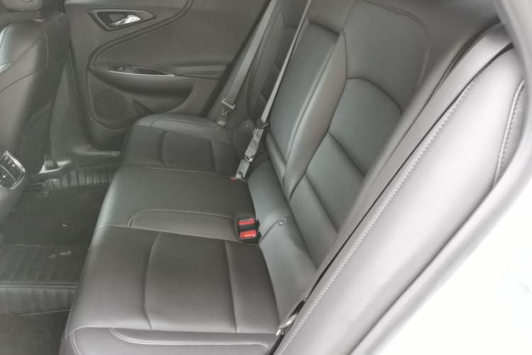 Used Chevrolet Malibu XL 2021 535T Automatic Sport Edition Left Rear Seat