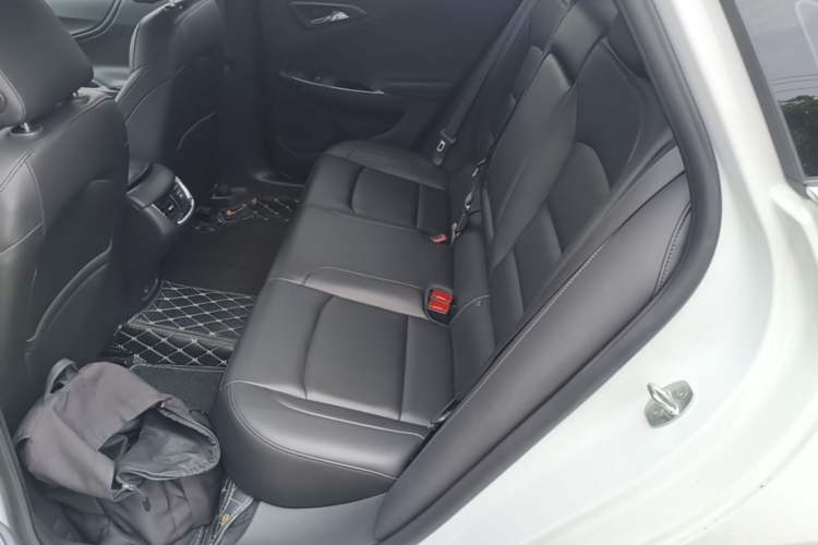 Used Chevrolet Malibu XL 2021 535T Automatic RuiLian Edition Left Rear Seat