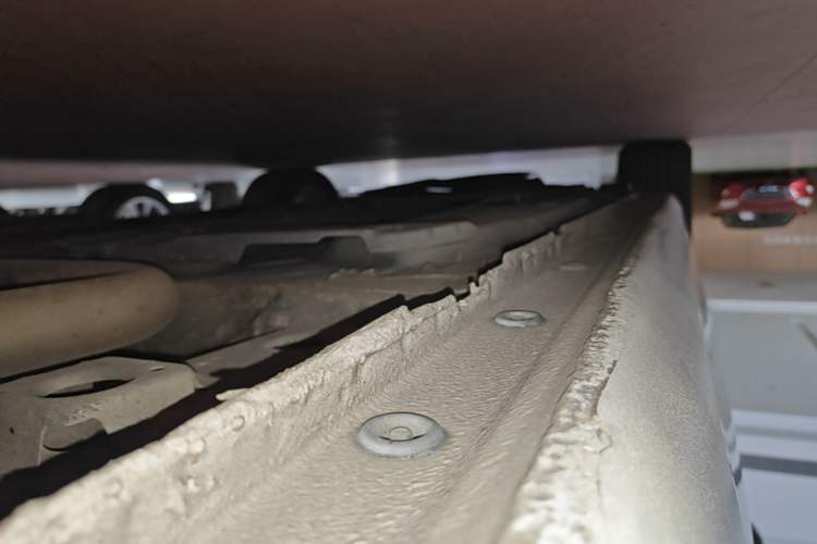 Used Chevrolet Malibu XL 2021 535T Automatic Sport Edition Left Side Sill