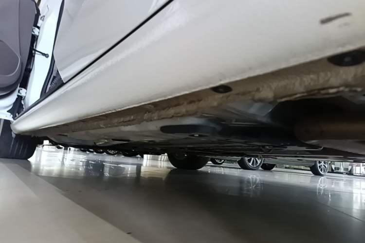 Used Chevrolet Malibu XL 2021 535T Automatic Sharp Edition Left Side Sill