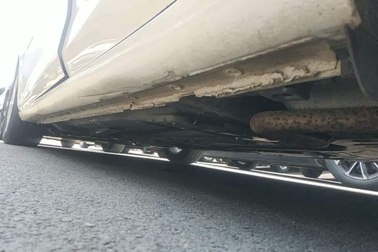 Used Chevrolet Malibu XL 2021 535T Automatic Sport Edition Left Side Sill
