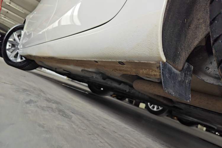 Used Chevrolet Malibu XL 2021 535T Automatic Sport Edition Left Side Sill