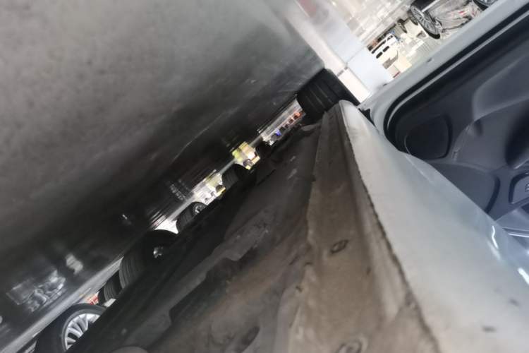 Used Chevrolet Malibu XL 2021 Redline 550T Automatic RuiLian Edition Left Side Sill